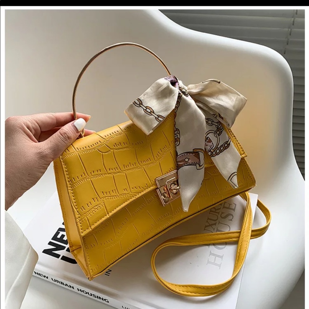 Brand new yellow purse